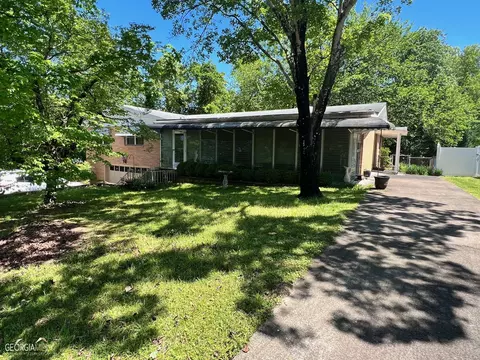 129 Coffman Dr, Fort Oglethorpe, GA 30742