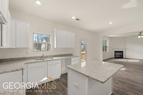 1637 E Brook Dr, Conyers, GA 30012 photo 10
