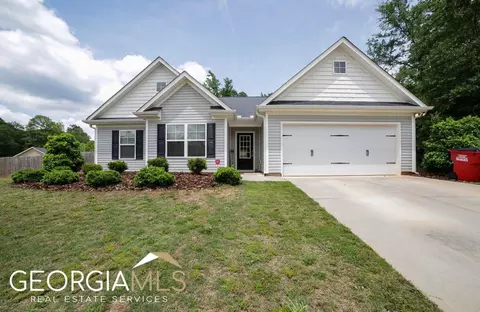 105 Meadow Creek Ct, Commerce, GA 30530