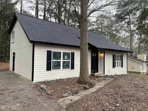 202 Sterling Ridge Dr, Riverdale, GA 30274