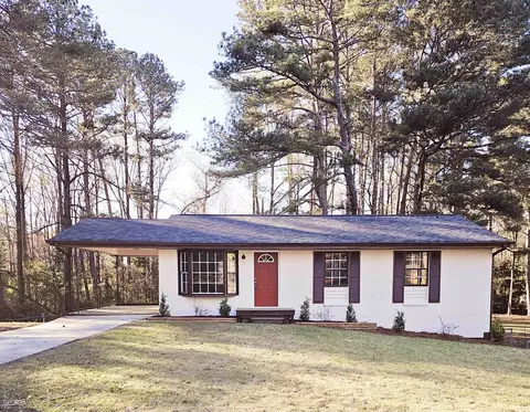 4393 Falcon Ct, Conley, GA 30288