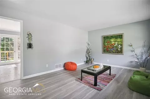 5954 Malibu Dr, Morrow, GA 30260 photo 5