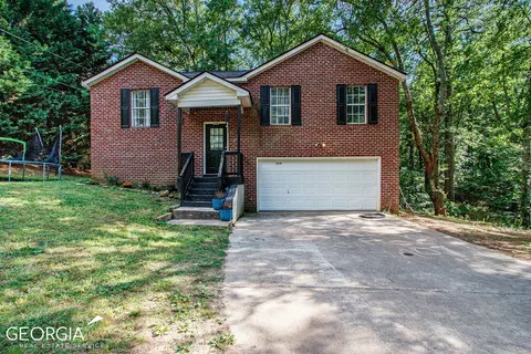 1239 New Hope Church Rd, Loganville, GA 30052
