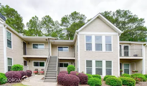 4410 Lake Pointe Cir, Roswell, GA 30075