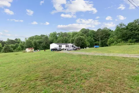 66 Tanners Bridge Rd, Bethlehem, GA 30620