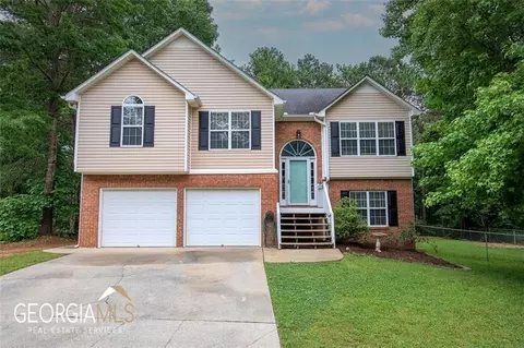 39 Greatwood Dr, White, GA 30184