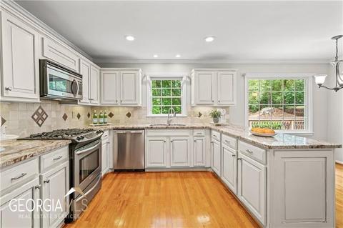 3779 Hermitage Dr, Berkeley Lake, GA 30096 photo 9