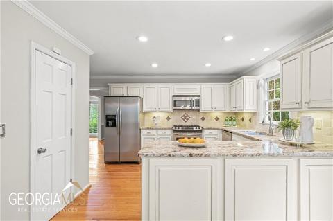 3779 Hermitage Dr, Berkeley Lake, GA 30096 photo 12