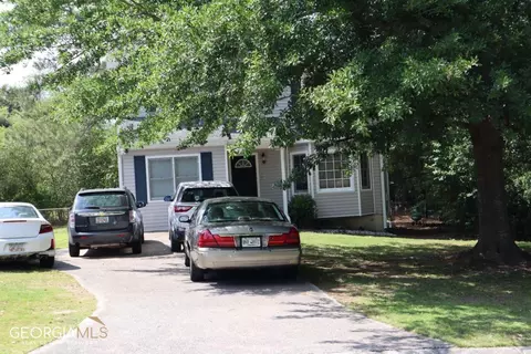 1261 Summit Links Ct, Snellville, GA 30078