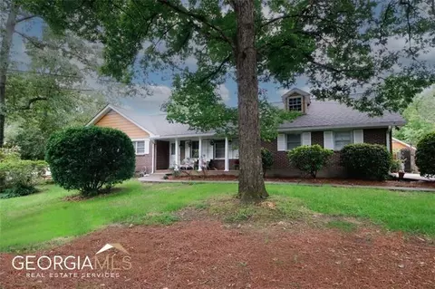 2933 Williams Pl, Snellville, GA 30078