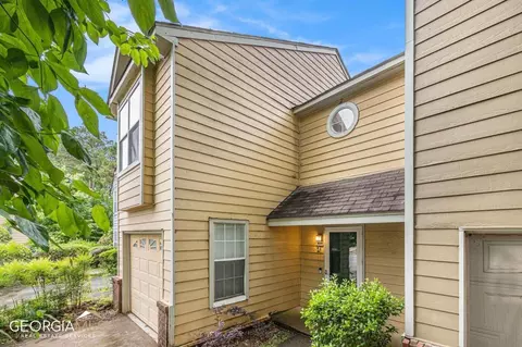 3273 Long Iron Pl, Lawrenceville, GA 30044
