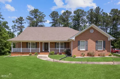 702 Wedgepark Ct, Mcdonough, GA 30252