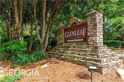 205 Glenleaf Dr, Peachtree Corners, GA 30092