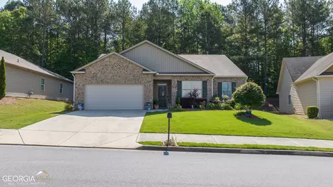 218 Hollyhock Ln, Dallas, GA 30132