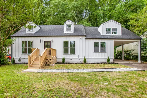 2486 Connally Dr, East Point, GA 30344