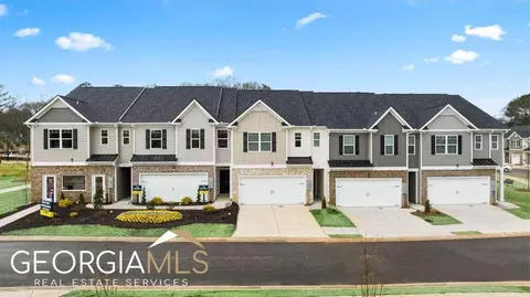 1020 King Iron Dr, Lawrenceville, GA 30045