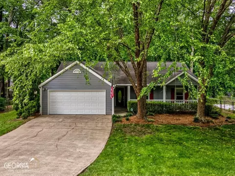 1009 Braddock Cir, Woodstock, GA 30189