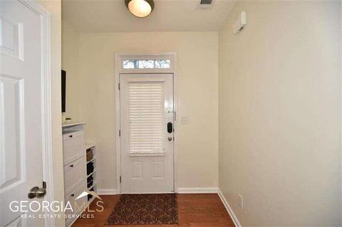 2112 Executive Dr, Duluth, GA 30096 photo 2