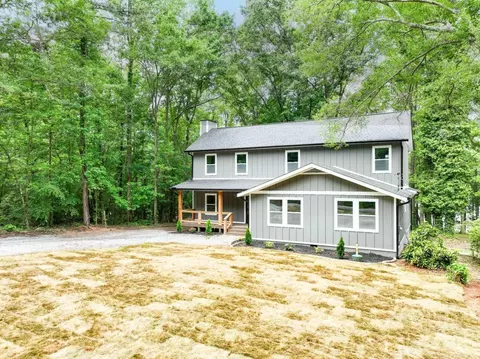 325 Rays Rd, Lavonia, GA 30553