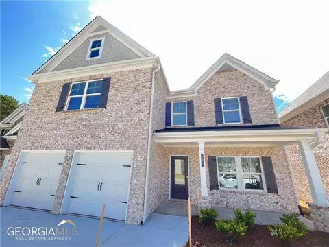 635 Clark Lake Estates Dr, Grayson, GA 30017