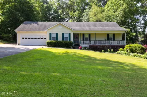 409 Farm St, Loganville, GA 30052