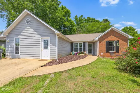 901 Orchard Mill Ln, Lawrenceville, GA 30043