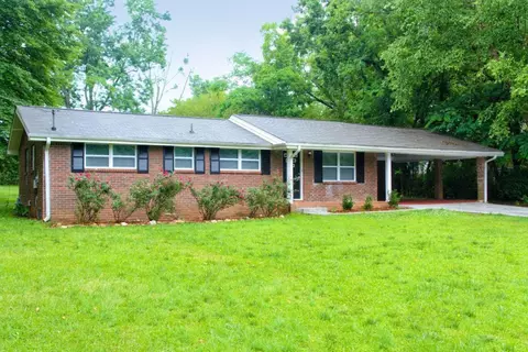 6349 Pine Frost Dr, Douglasville, GA 30135