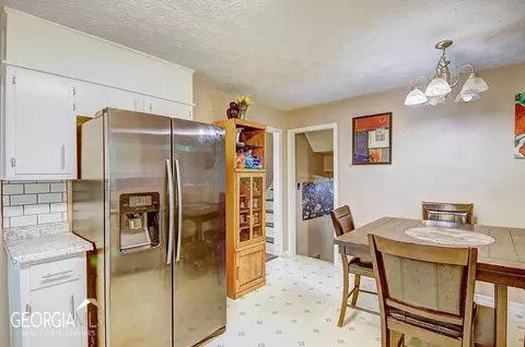 6595 Cameron Rd, Morrow, GA 30260 photo 7