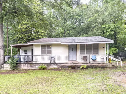 1716 Patterson Rd, Griffin, GA 30223