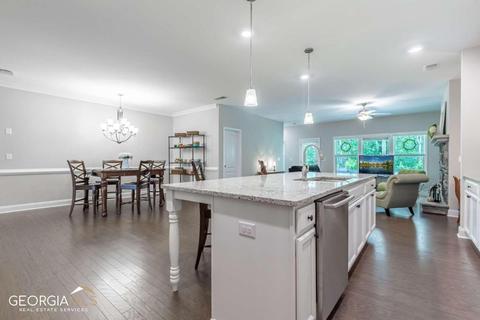 4185 Jayla Dr, Buford, GA 30518 photo 8