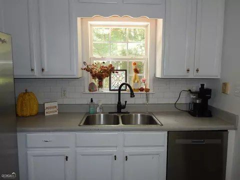 590 Chambers Rd, Mcdonough, GA 30253 photo 8