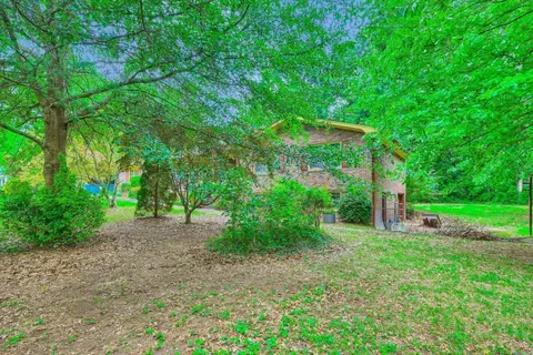 1717 Cunningham Rd SW, Marietta, GA 30008