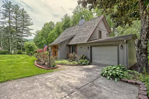 56 Putter Ln, Sky Valley, GA 30537