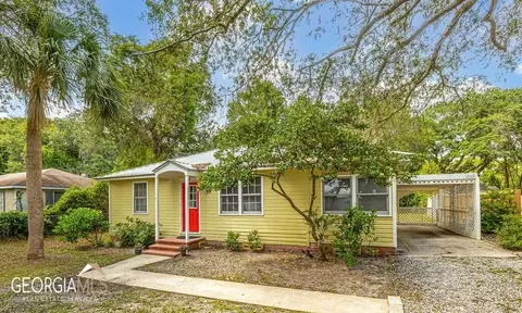 54 Maxwell Ave, St. Simons, GA 31522 photo 2