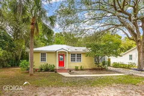 54 Maxwell Ave, St. Simons, GA 31522
