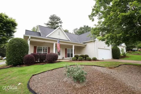 339 Baldwin Ct, Newnan, GA 30263