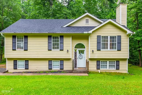 4652 Laurel Brook Dr, Flowery Branch, GA 30542