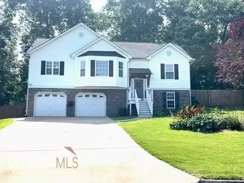 18 Mcclure Ct, Dallas, GA 30132