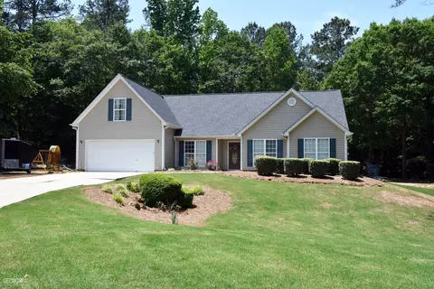 1007 Barley Creek Ct, Auburn, GA 30011