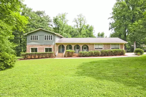 3834 Fox Glen Ct NE, Atlanta, GA 30319