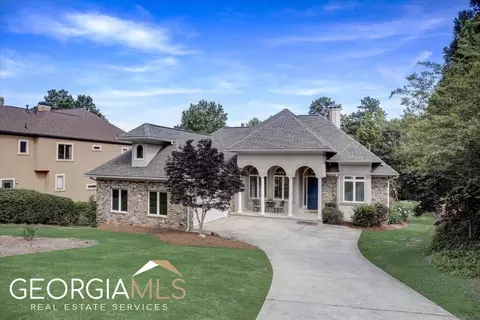 5984 Nachoochee Trl, Flowery Branch, GA 30542