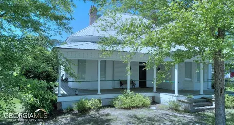 104 W 4th St, Arabi, GA 31712