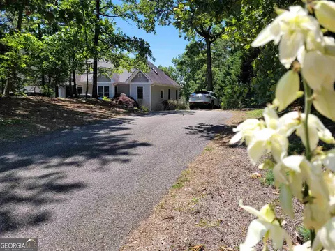 369 Mccurry, Canton, GA 30114