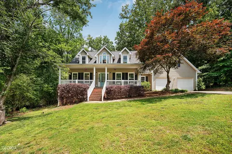 186 Lake Dr SE, Calhoun, GA 30701