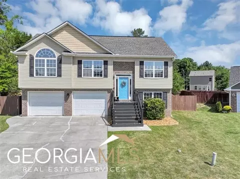 104 Liberty Way NE, Calhoun, GA 30701