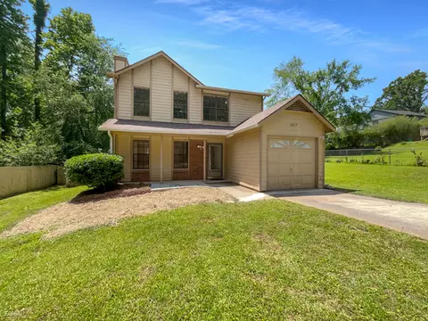 6677 Doublegate Ln, Rex, GA 30273