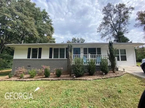 32 Belmont Cir SW, Newnan, GA 30263