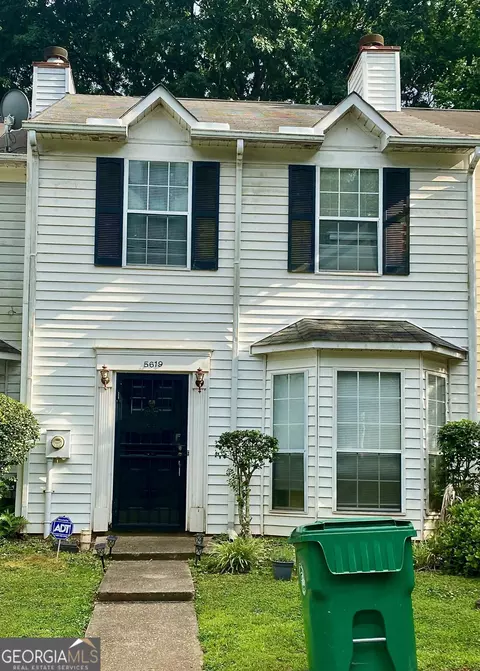 5619 Stonington Trace Pkwy, Stone Mountain, GA 30087