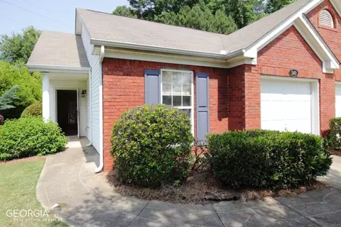 340 Cottonwood Creek Cir, Canton, GA 30114