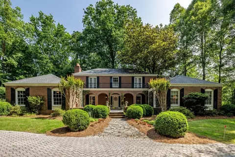 222 Burdette Rd, Sandy Springs, GA 30327